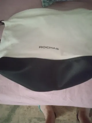 Neceser Eau de Rochas Beige y Azul