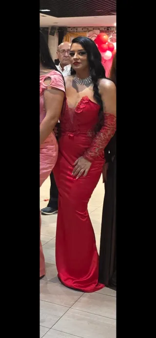 Vestido de boda gitana rojo