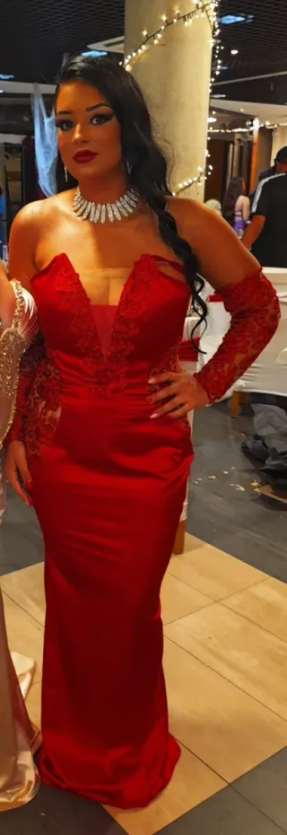 Vestido de boda gitana rojo