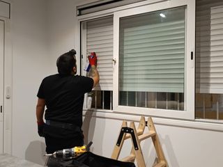 Reparación de persianas y ventanas de aluminio
