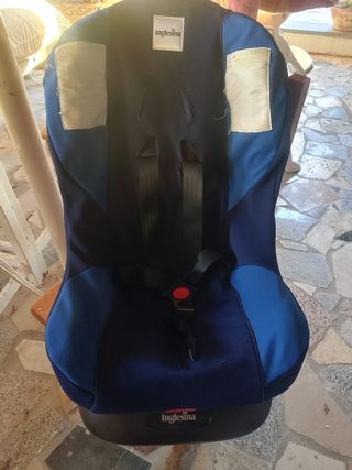 Seggiolino auto Inglesina blu