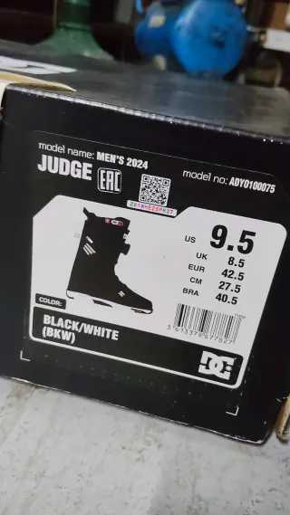 Scarponi da snowboard da uomo DC Judge, taglia 9.5