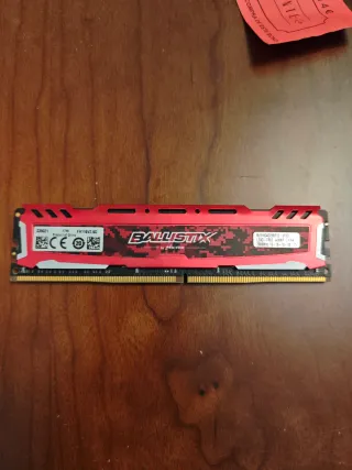 Memoria RAM 16GB DDR4 Ballistix Roja