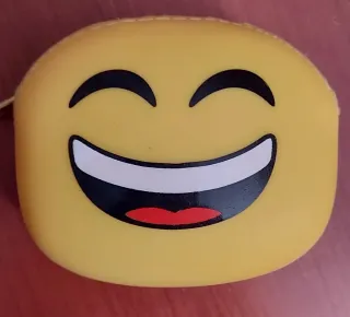 Portamonete emoji giallo