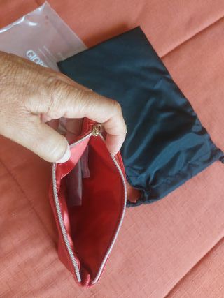 Cartera Giorgio Armani Roja