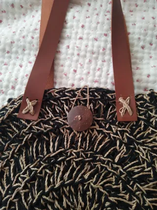 Bolso redondo rafia sin usar