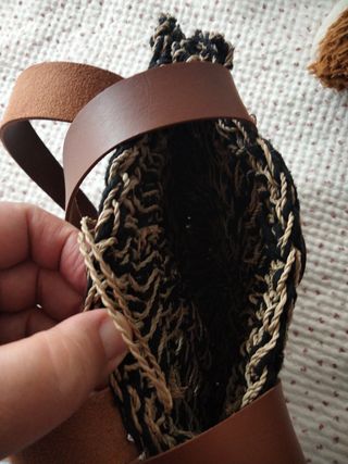 Bolso redondo rafia sin usar