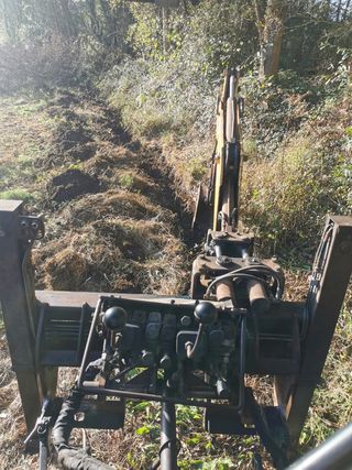 Retroexcavadora tractor