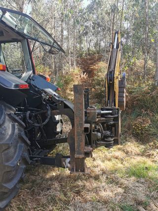 Retroexcavadora tractor