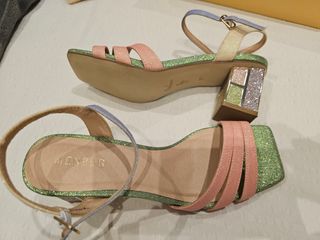 Sandalias y bolso fiesta