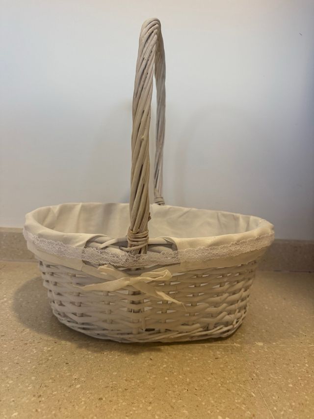 Cesta mimbre asa y forro tela
