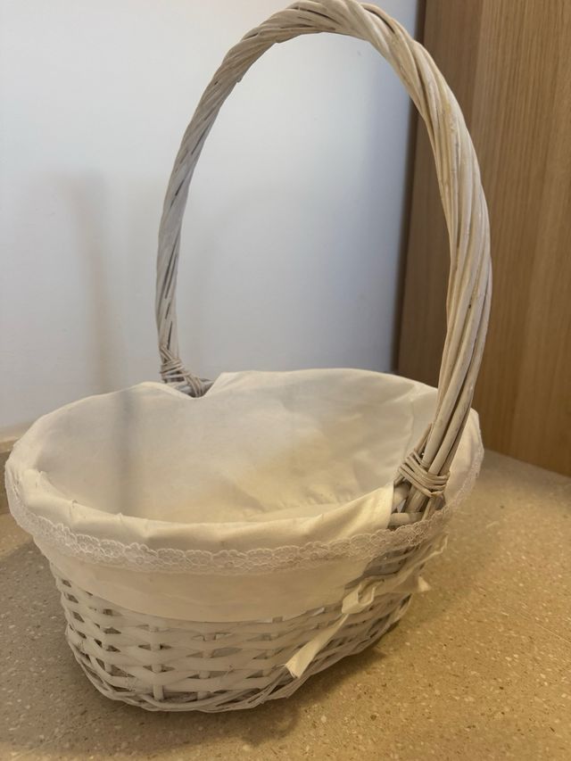 Cesta mimbre asa y forro tela