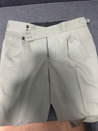Traje verde de doble botonadura