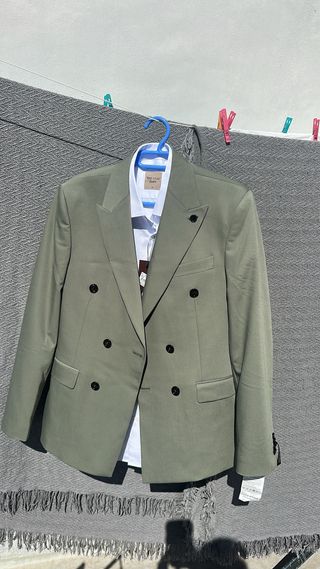 Traje verde de doble botonadura