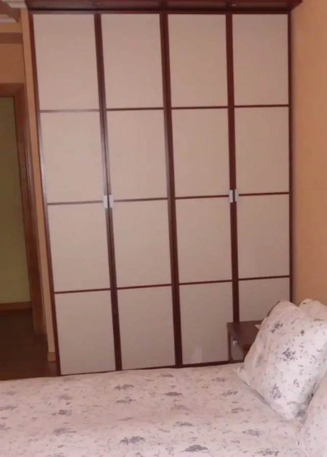 Armario y cómoda de dormitorio