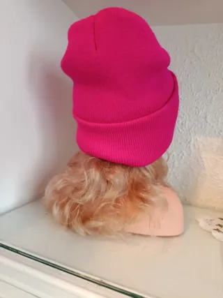 Gorro de punto fucsia 