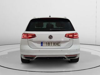 Volkswagen Passat Sport BMT