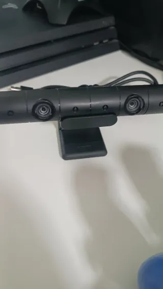 Pack Gaming PS4 Pro 1TB + Accesorios