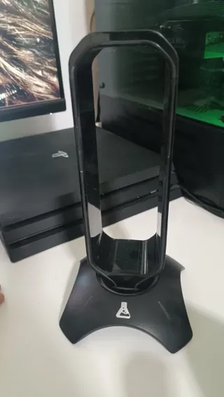 Pack Gaming PS4 Pro 1TB + Accesorios
