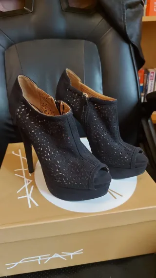Botines de tacón negros 13cm con plataforma de 3cm