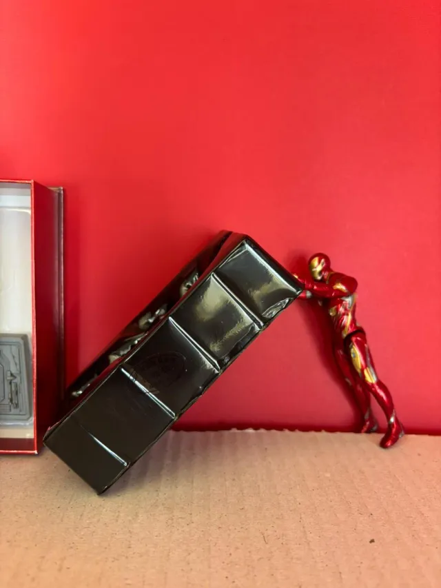 Action Figure Marvel Iron Man Mark 50