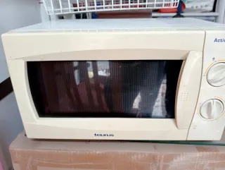 Microondas Taurus