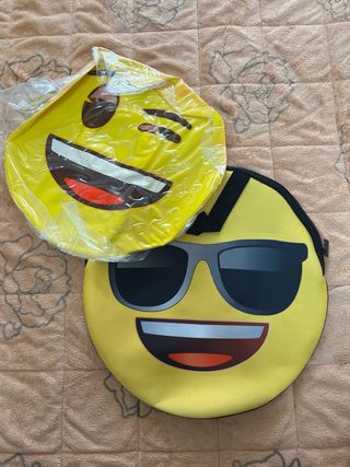 Busta emoji con gonfiabile all’interno