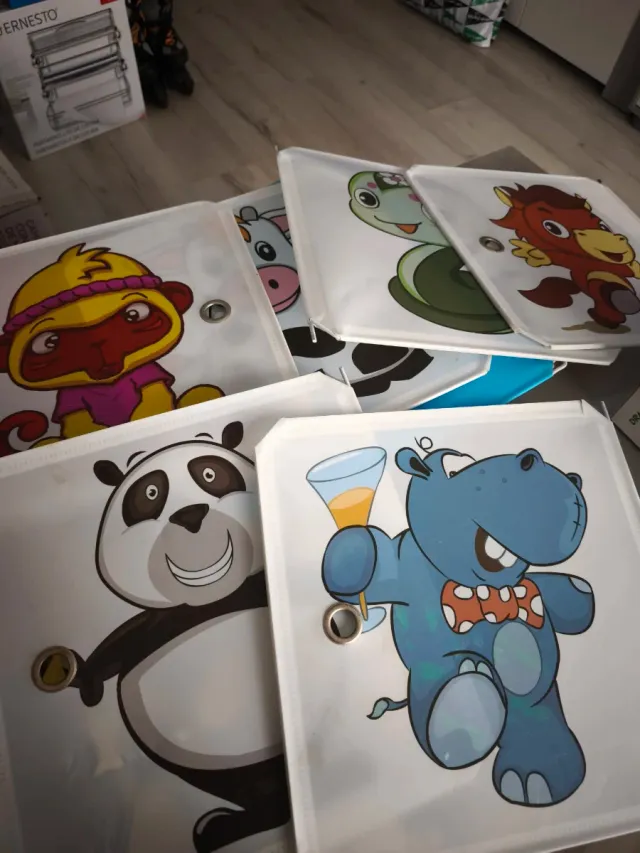 Estantería infantil modular con dibujos