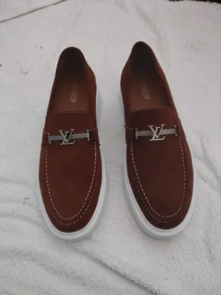 Zapatos Louis Vuitton Marrón Talla 44