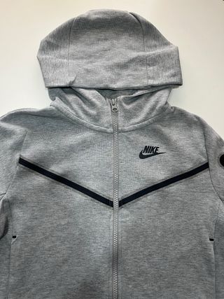  Nike Tech Gris Niño