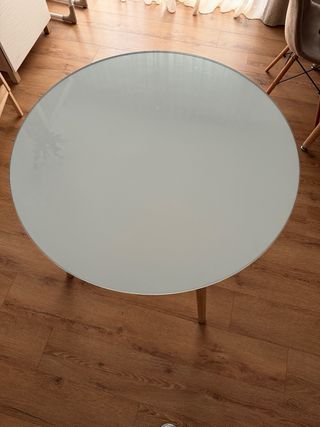 Mesa diseño redonda con cristal de 90cm