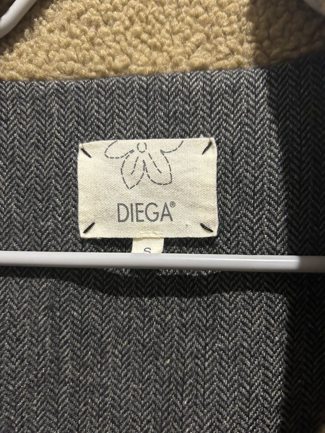 Abrigo Diega Talla S-M 