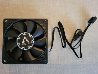 Ventilador Arctic 80mm Slim Extraplano
