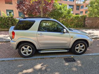 Toyota RAV4 2001