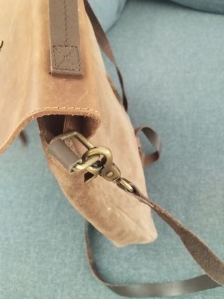Mochila de cuero marrón estilo vintage