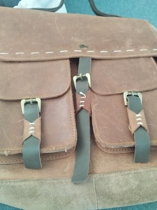 Mochila de cuero marrón estilo vintage