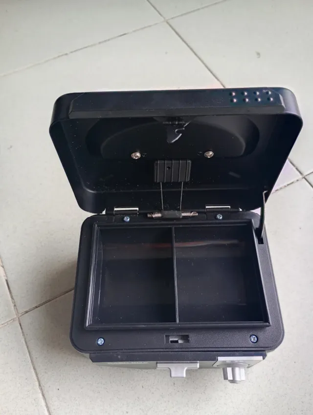 Caja Fuerte Pequeña Negra