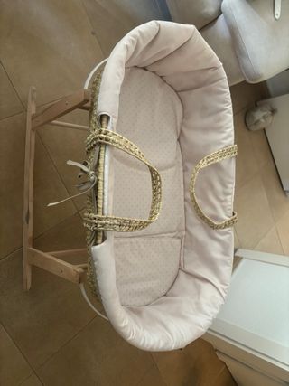Moisés para bebé con soporte. 