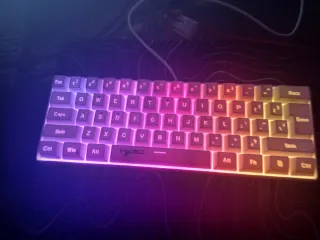 Teclado y Ratón Gaming HYCS V700 RGB