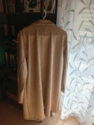 Abrigo ligero beige/marrón talla XL