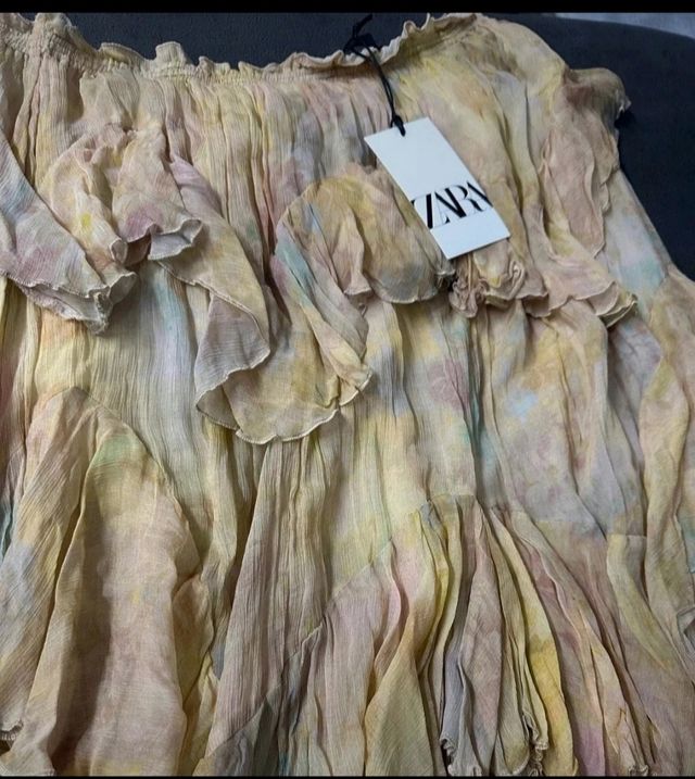 Falda larga Zara viral