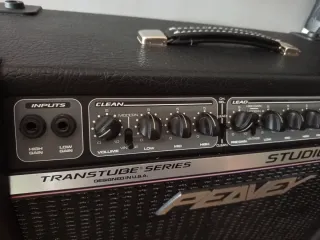 Amplificador Peavey Studio Pro 112