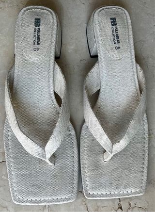 Sandalias Pull&Bear tacón bajo beige talla 40
