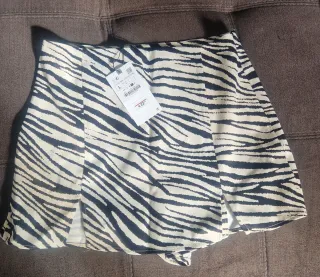 Falda pantalón Zara 
