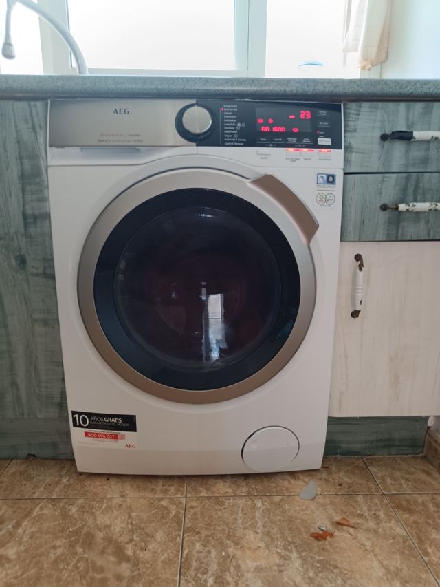Lavadora y Secadora AEG