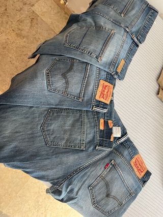 4 Pantalones Vaqueros Levi's Cortos