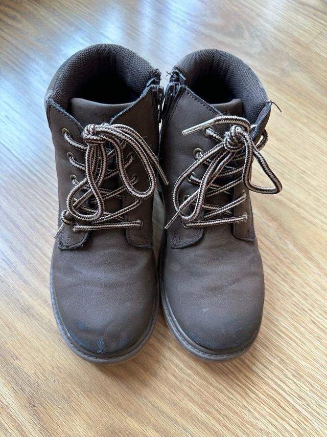 Botas niño marrones