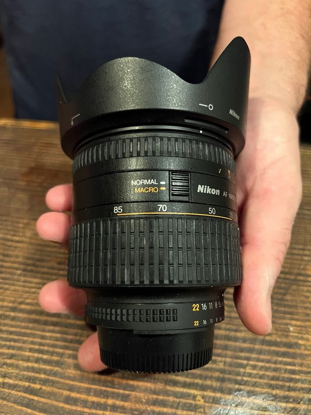 Obiettivo Nikon 24-85mm f/2.8-4