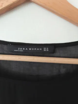 Blusa Zara gasa negra bordada guipur