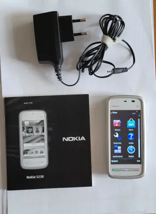 Cellulare Nokia 5230 funzionante con istruzioni